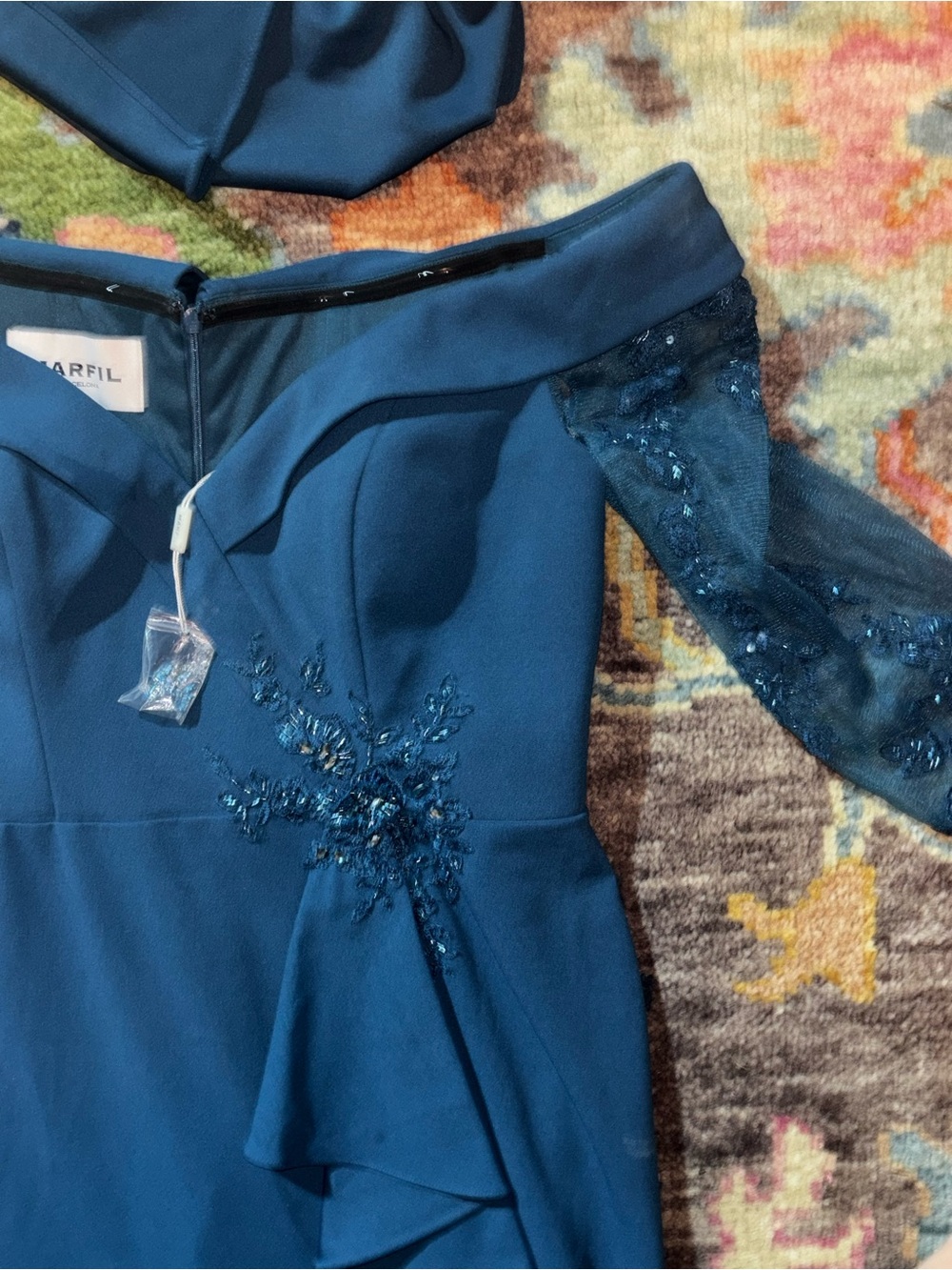 Marfil Barcelona cocktail dress with removable sleeves - Picture 3 of 11